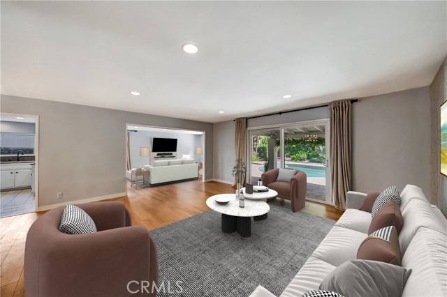 3811 Algonaut Drive, Calabasas CA: https://media.crmls.org/medias/18fdfb73-9922-4e80-9b6a-9886cf5f86e2.jpg