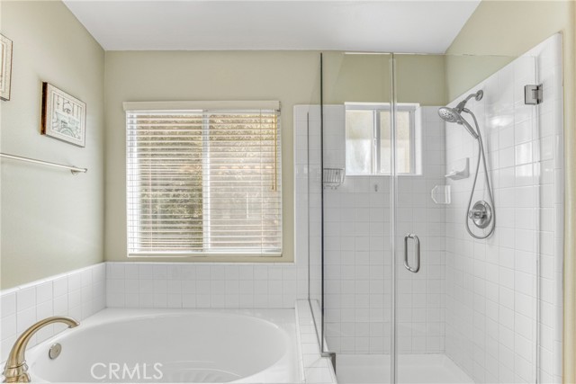 Detail Gallery Image 25 of 47 For 4744 Rhapsody Dr, Oak Park,  CA 91377 - 3 Beds | 3 Baths