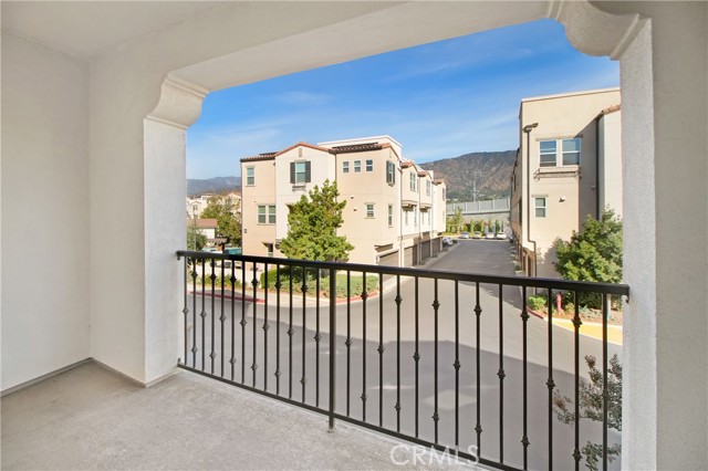 Detail Gallery Image 15 of 25 For 547 W Foothill Bld #89,  Glendora,  CA 91741 - 3 Beds | 4 Baths