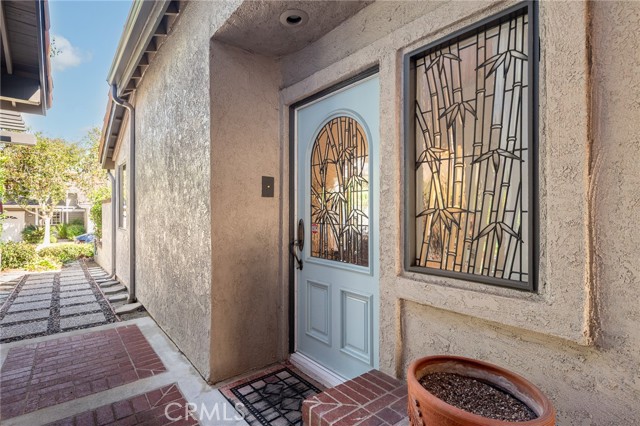 Detail Gallery Image 2 of 50 For 23 Santa Rosa Ct, Manhattan Beach,  CA 90266 - 3 Beds | 2/1 Baths