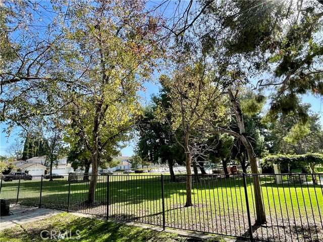 Detail Gallery Image 19 of 23 For 27 Briarglen #10, Irvine,  CA 92614 - 2 Beds | 2 Baths