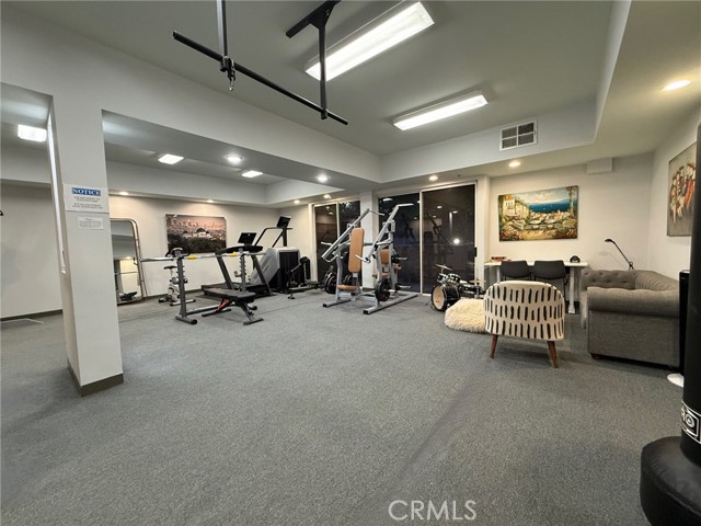 5151 Balboa Boulevard, Encino CA: https://media.crmls.org/medias/1900eb5f-56b7-4832-98c4-2a381fd1196d.jpg