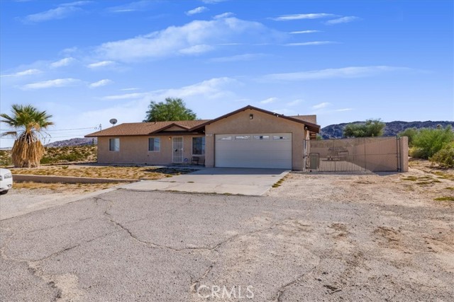 73255 Two Mile Road, 29 Palms CA: https://media.crmls.org/medias/190102ac-dd2d-4edb-a206-e925814c7f00.jpg