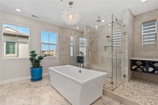 Detail Gallery Image 10 of 44 For 65 Bolide, Irvine,  CA 92618 - 5 Beds | 4/2 Baths