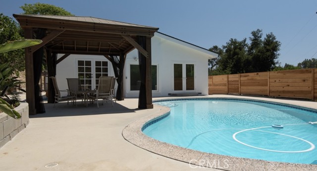 Detail Gallery Image 20 of 28 For 4610 Cerrillos Dr, Woodland Hills,  CA 91364 - 4 Beds | 2 Baths
