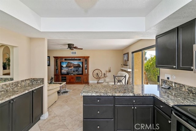 Detail Gallery Image 23 of 56 For 2386 Hialeah Cir, Norco,  CA 92860 - 4 Beds | 2 Baths