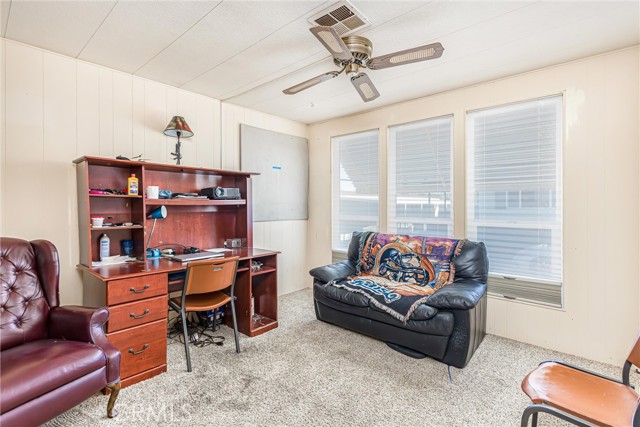 Detail Gallery Image 11 of 18 For 4000 Pierce St #106,  Riverside,  CA 92505 - 3 Beds | 2 Baths