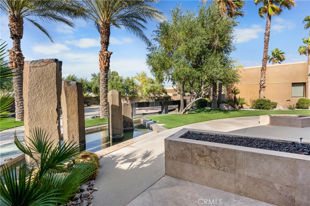 68 Royal Saint Georges Way