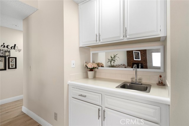 Detail Gallery Image 13 of 50 For 2010 Silver Oak Way, Hemet,  CA 92545 - 3 Beds | 2 Baths