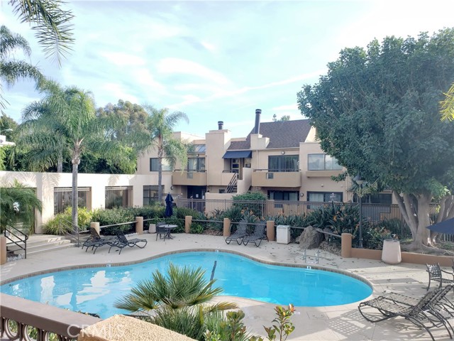 1902bc6b 1bb2 4089 B03e 8b40f2edfc64