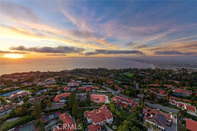 1400 Via Arco, Palos Verdes Estates, California 90274, 4 Bedrooms Bedrooms, ,1 BathroomBathrooms,Residential,For Sale,Via Arco,PV26073869