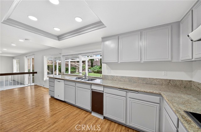 Detail Gallery Image 5 of 38 For 1836 Fairford Dr, Fullerton,  CA 92833 - 4 Beds | 2/1 Baths