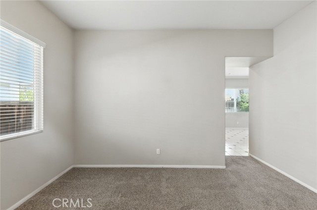 11144 Arizona Avenue, Riverside CA: https://media.crmls.org/medias/19042156-a46b-4522-955a-beea9953b01a.jpg