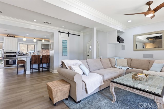 Detail Gallery Image 6 of 42 For 6600 E Ocean, Long Beach,  CA 90803 - 3 Beds | 3/1 Baths