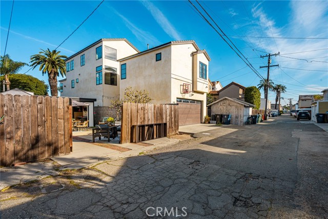 Detail Gallery Image 43 of 50 For 308 12th, Huntington Beach,  CA 92648 - 2 Beds | 1 Baths