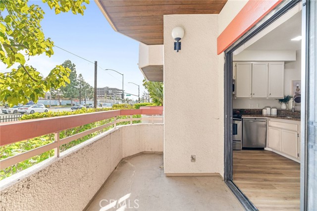 Detail Gallery Image 10 of 32 For 941 W Carson St #123,  Torrance,  CA 90502 - 1 Beds | 1 Baths