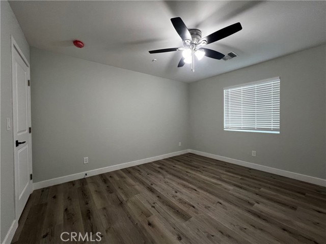 10165 E Avenue S10, Littlerock CA: https://media.crmls.org/medias/19054118-e418-4945-b145-8eca8016b80f.jpg