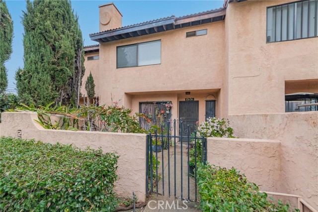 Detail Gallery Image 3 of 28 For 13636 Ramona, Baldwin Park,  CA 91706 - 2 Beds | 2/1 Baths