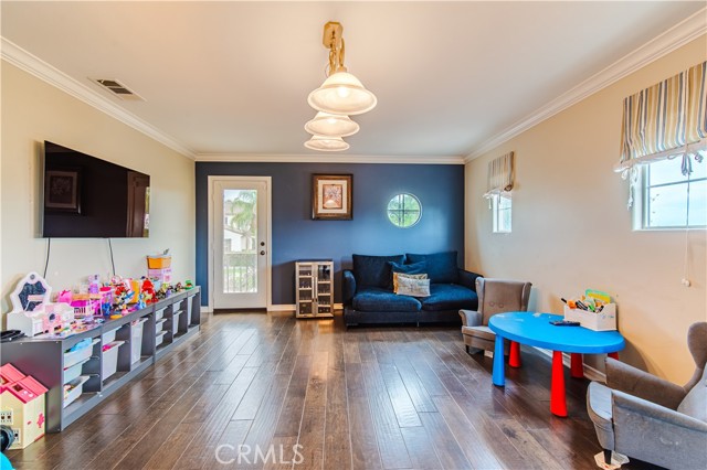 5185 Highview St, Chino Hills CA: https://media.crmls.org/medias/19074d98-b0ed-4bcc-9783-ef2ee8c4b12d.jpg