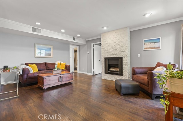 Detail Gallery Image 2 of 31 For 11578 Wyoming #103,  Los Angeles,  CA 90025 - 2 Beds | 2 Baths