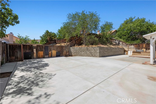 3314 Sandstone Court, Palmdale CA: https://media.crmls.org/medias/19078e73-0108-4c36-b3c4-b45224a619f3.jpg