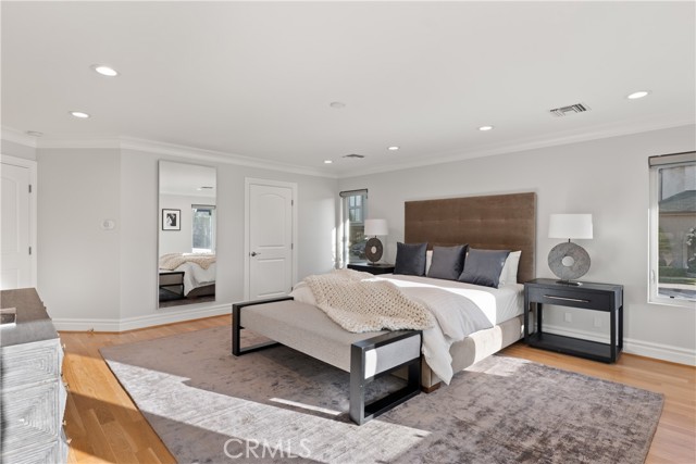 2567 Oakshore Drive, Westlake Village CA: https://media.crmls.org/medias/1907a9d3-eea1-43b9-b379-45b6270b296d.jpg