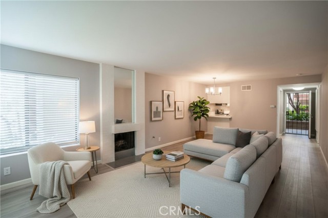 Front Image Thumbnail for CRSB26041133