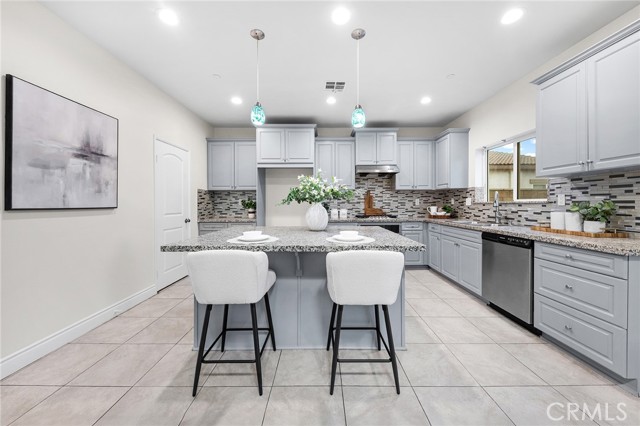 Detail Gallery Image 23 of 70 For 3262 S Portsmouth, Ontario,  CA 91761 - 5 Beds | 3/1 Baths