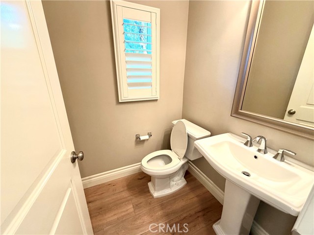 Detail Gallery Image 5 of 24 For 56 Strawberry Grove, Irvine,  CA 92620 - 3 Beds | 2/1 Baths