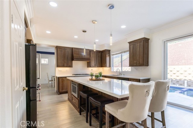 35183 Flamingo Way, Winchester CA: https://media.crmls.org/medias/19097231-852b-428d-94c2-90e60b70df6b.jpg
