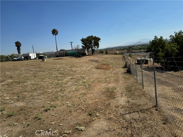 26279 Monroe Avenue, Murrieta CA: https://media.crmls.org/medias/1909c657-cbd3-4f03-8bb6-b17f264f0b5a.jpg