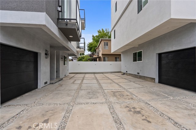 201 S Westlake Ave, Los Angeles CA: https://media.crmls.org/medias/1909f745-ed96-4801-98bf-738843cf939f.jpg