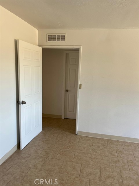 Detail Gallery Image 20 of 28 For 6831 Juniper Ave, Fontana,  CA 92336 - 2 Beds | 2 Baths