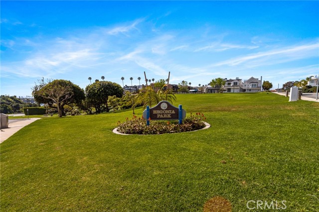 Detail Gallery Image 22 of 22 For 423 Carnation Ave #1/2,  Corona Del Mar,  CA 92625 - 2 Beds | 2 Baths