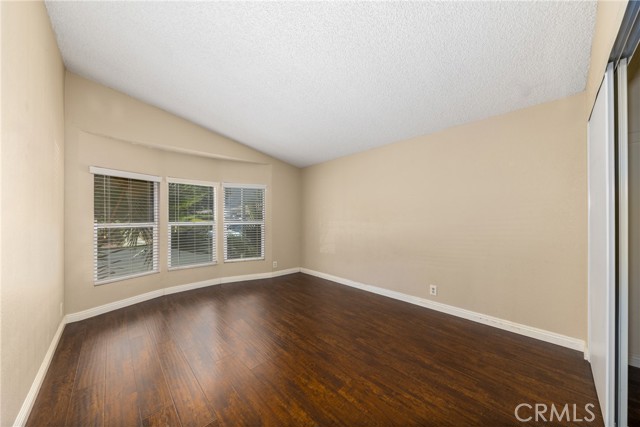 10412 Comstock Road, Corona CA: https://media.crmls.org/medias/190bd7e7-4066-4c63-9b7e-7977db99e7ad.jpg