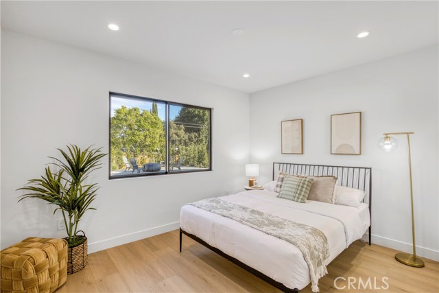 Detail Gallery Image 18 of 29 For 7932 Woodlake, West Hills,  CA 91304 - 4 Beds | 3 Baths