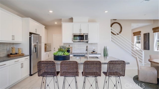 Front Image Thumbnail for CRSW25277760