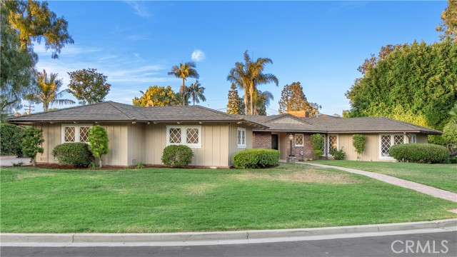 Detail Gallery Image 47 of 53 For 1430 La Perla Ave, Long Beach,  CA 90815 - 4 Beds | 3/1 Baths