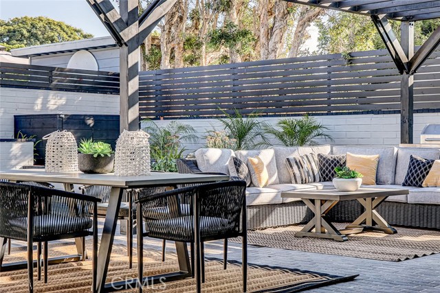 Detail Gallery Image 10 of 55 For 876 Center St, El Segundo,  CA 90245 - 3 Beds | 2/1 Baths