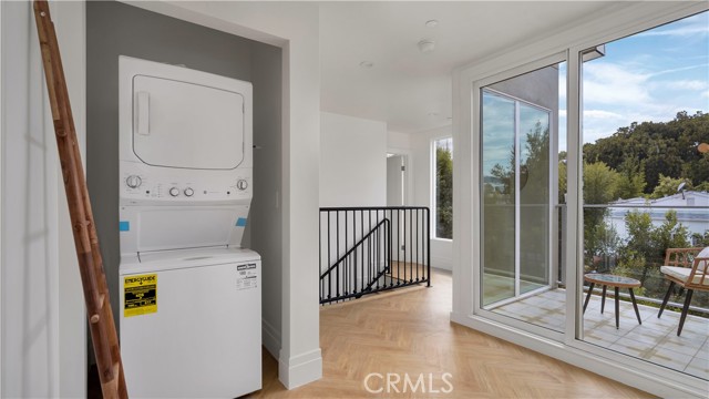 Detail Gallery Image 10 of 17 For 1347 Seward St., Los Angeles,  CA 90028 - 3 Beds | 2 Baths