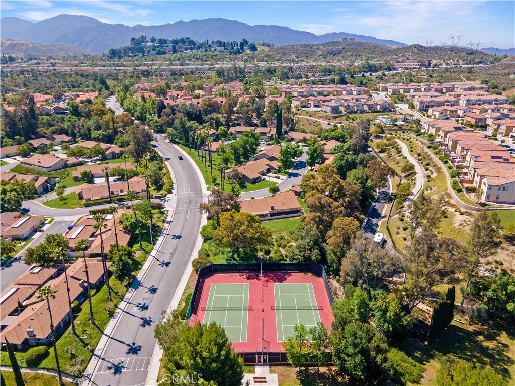 https://media.crmls.org/medias/190f3b4b-4c29-46e9-aa94-33ce8d6febd5.jpg?preset=X-Large