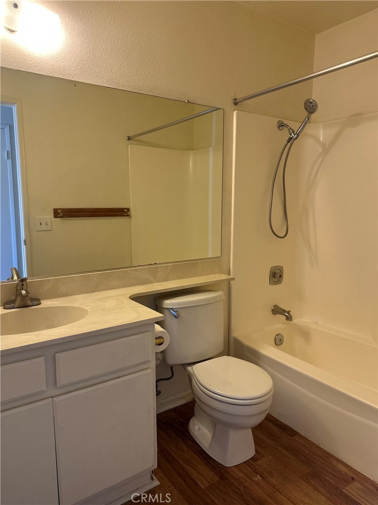 MLS #IV25214633 image #5