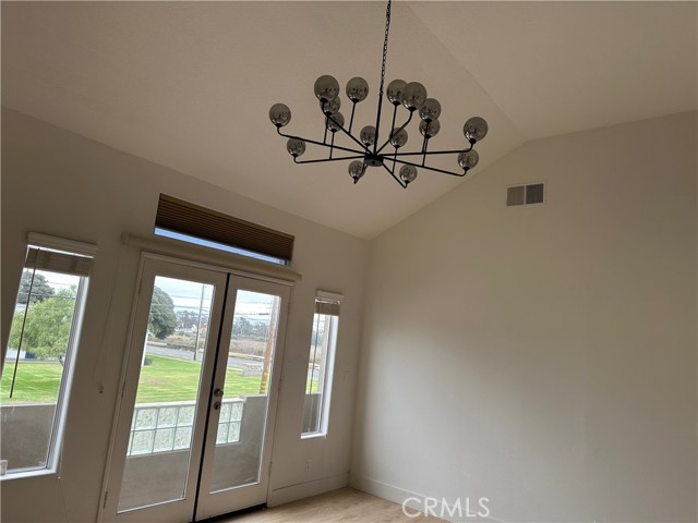 Detail Gallery Image 19 of 35 For 379 Monte Vista Ave a,  Costa Mesa,  CA 92627 - 3 Beds | 2/1 Baths