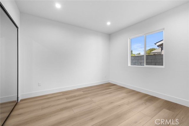 Detail Gallery Image 66 of 69 For 1504 N California, Burbank,  CA 91505 - – Beds | – Baths