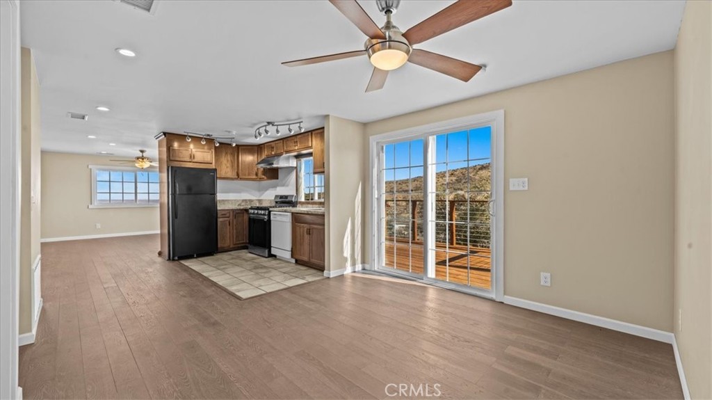 MLS #CV25254191 image #14