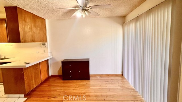 445 W Duarte Road, Arcadia CA: https://media.crmls.org/medias/1912054b-6e04-4f40-ad5f-4e0e39deb87f.jpg