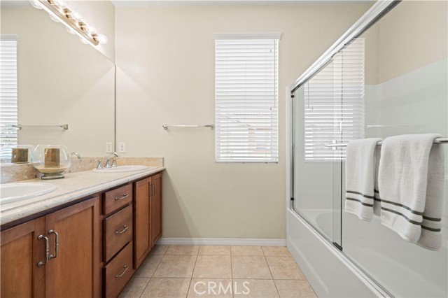 28476 Herrera Street, Valencia CA: https://media.crmls.org/medias/1912c47f-3d52-4491-ace9-903101effb83.jpg