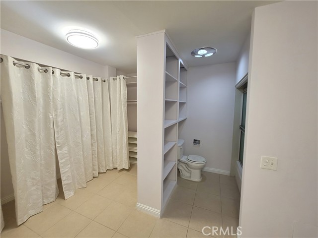 Detail Gallery Image 27 of 40 For 5301 Balboa Bld #E11,  Encino,  CA 91316 - 2 Beds | 2 Baths