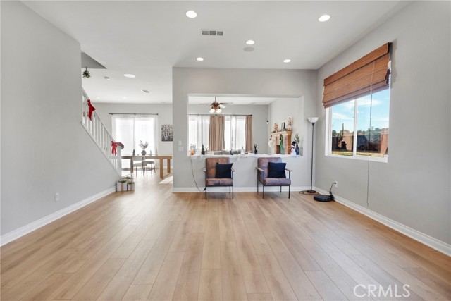 Detail Gallery Image 4 of 45 For 18977 Mono, Hesperia,  CA 92345 - 4 Beds | 2/1 Baths