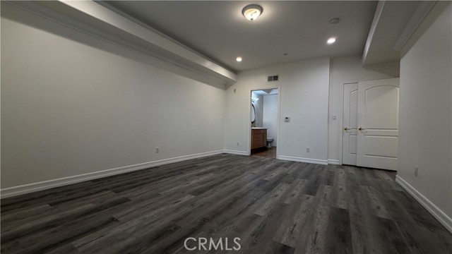 Detail Gallery Image 23 of 32 For 414 E Valencia Ave #111,  Burbank,  CA 91501 - 3 Beds | 3 Baths